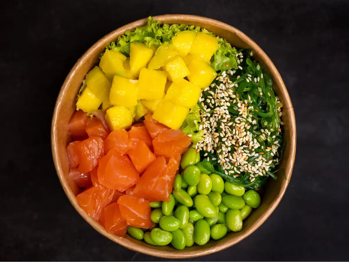 Poke Bowl z Łososiem